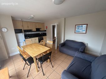 28 Glas&aacute;n, Ballybane, Merlin, Co. Galway - Image 2