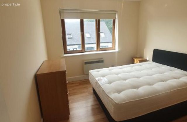 1 Bedroom Rathbaun House, Bride Street, Loughrea, Co. Galway - Click to view photos