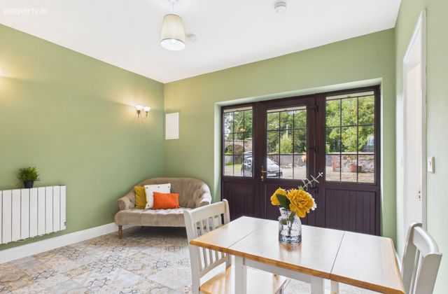 The Stable, Westpark, Midleton, Co. Cork - Click to view photos