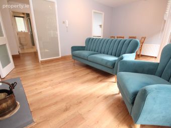 Apartment 10, The Laurels, Main Street, Dublin 14 - Image 4