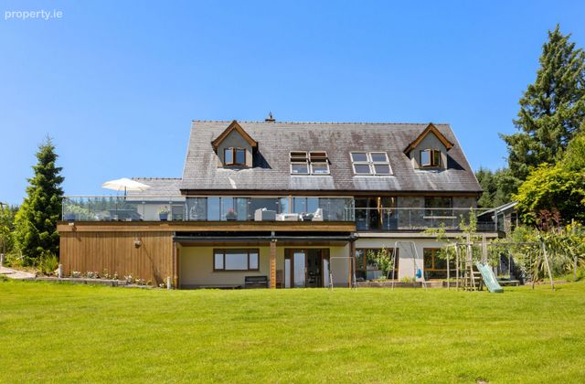 Tearmainn, Slievethoul, Brittas, Co. Dublin - Click to view photos
