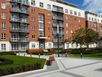 Apt 207, Block G, The Waterside, D04 AY27, Dublin 4 - Image 2