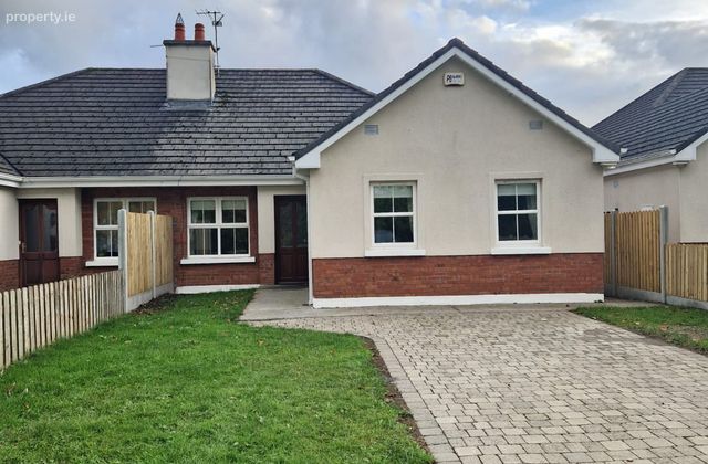 Grand Canal Court, Tullamore, Co. Offaly - Click to view photos