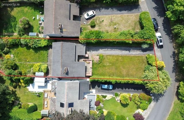 2 The Paddock, Mount Avenue, Dundalk, Co. Louth - Click to view photos