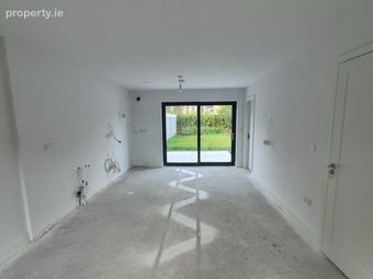 7 Clontaff Close, Church Road, Union Hall, Co. Cork - Image 5