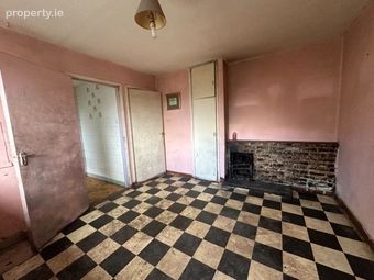 13 Springfield Park, Cobh, Cobh, Co. Cork - Image 4
