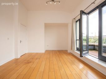 Apartment 5, 2 Park Avenue, Clongriffin, Dublin 13 - Image 3