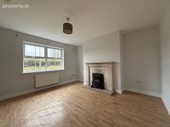 4 Castle Court, Ballaghaderreen, Co. Roscommon, Ballaghaderreen, Co. Roscommon - Image 5