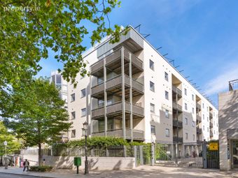 8 The Pavilion, Marine Road, Dun Laoghaire, Co Dublin, Dun Laoghaire, Co. Dublin - Image 2
