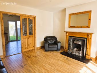 70 Lavey Manor, Charlestown, Co. Mayo - Image 3