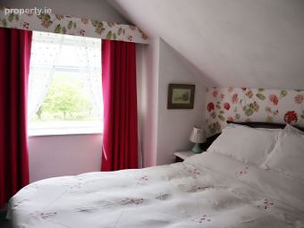 Tara House, Kilpoole Hill, Blainroe, Co. Wicklow - Image 4
