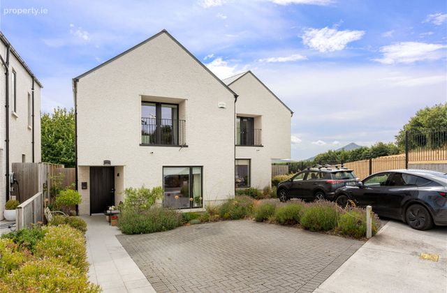 13 Sika Woods, Enniskerry, Co. Wicklow, Enniskerry, Co. Wicklow - Click to view photos