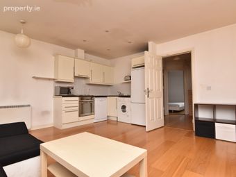 Thomas Street Apartment, Dublin 8 - Image 3