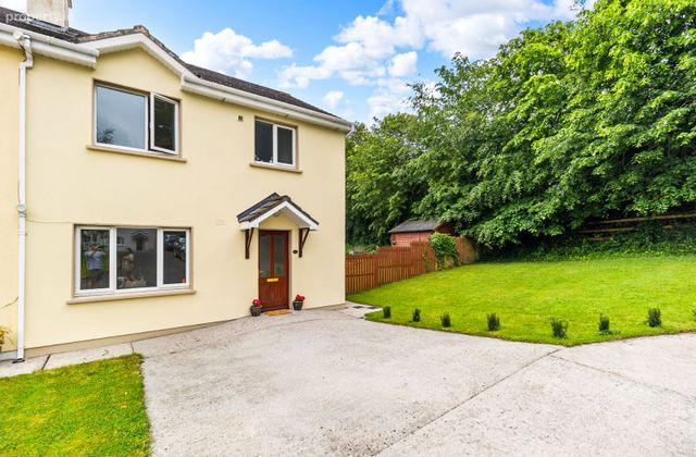16 Cois Cille, Conna, Co. Cork - Click to view photos