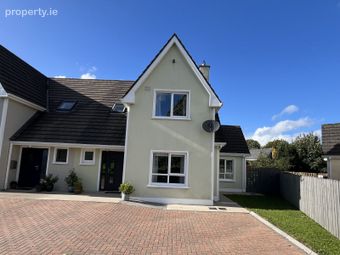22 The Acres, Dromahair, Co. Leitrim - Image 2