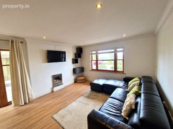 Apartment 9, Estuary Court, Rochestown, Co. Cork - Image 5