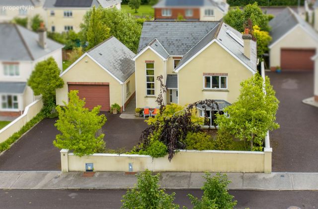 4 Kilmoney Woods, Kilmoney, Carrigaline, Co. Cork - Click to view photos
