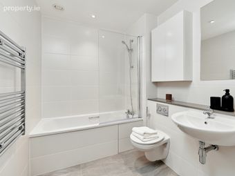 2 Bed, Main Street,�Belmayne, Dublin 17 - Image 5