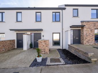 29 Beechwood Grove, Cluain Ard, Cobh, Co. Cork