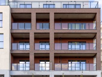 1 Bedroom Aprtment, Lisiuex Park, Sandyford, Dublin 18 - Image 2