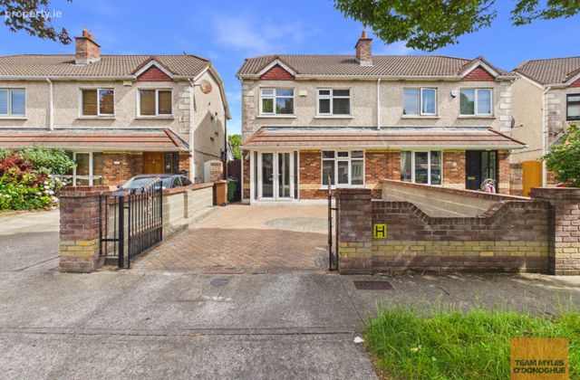 8 Bramblefield Park, Huntstown, Dublin 15 - Click to view photos