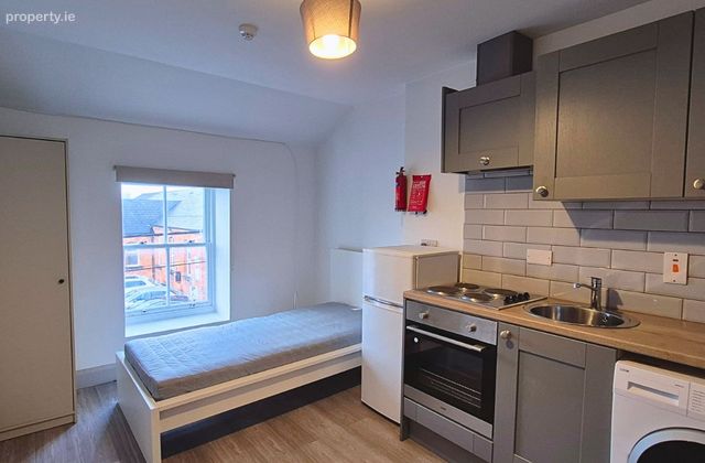 Apartment 5, 67 Henry Street, South Circular Road, Co. Limerick - Click to view photos