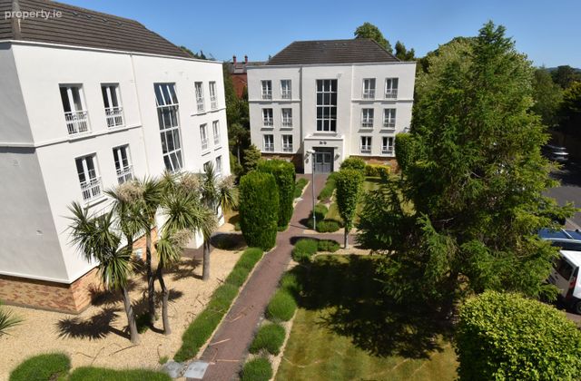 Apartment, Avoca Hall, Avoca Park, Stillorgan, Co. Dublin - Click to view photos