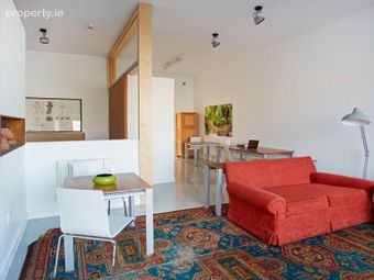 Unit 2, Isoldes Towers, Temple Bar, Dublin 8 - Image 3