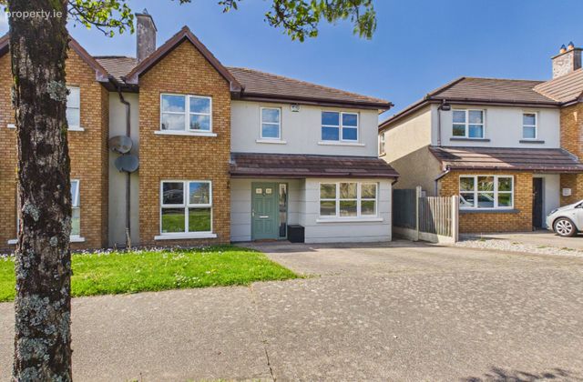 4 Fairways, Ballycarnane Woods, Tramore, Co. Waterford - Click to view photos