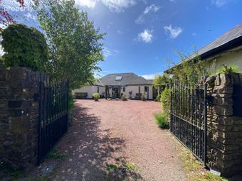 Castlelands, Castlepark, Kinsale, Kinsale, Co. Cork - Image 2