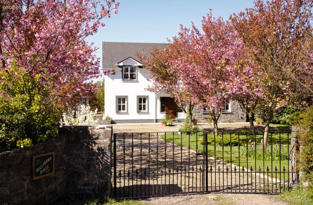Hollybank House, Carheeney Beg, Gort, Co. Galway, Tubber, Co. Galway - Click to view photos