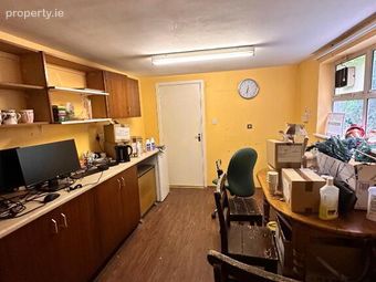 18 Parnell Street, Clonmel, Co. Tipperary, Clonmel, Co. Tipperary - Image 5
