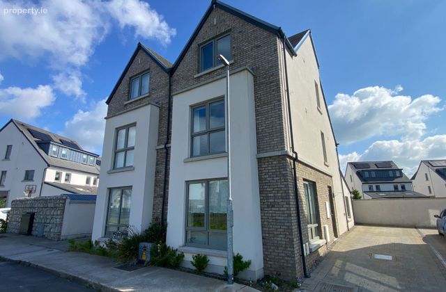 4 Bedroom House, Mullen Park, Maynooth, Maynooth, Co. Kildare - Click to view photos