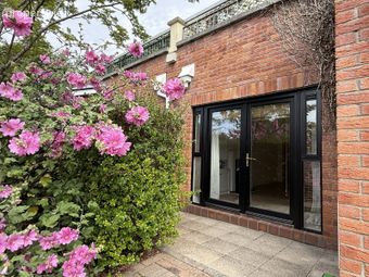 61 Charlesland Park, Charlesland, Greystones, Co. Wicklow - Image 2