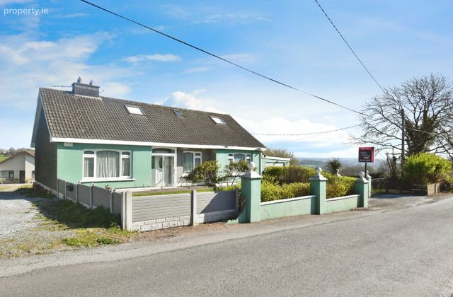 Lisnahorna, Whites Cross, White's Cross, Co. Cork - Click to view photos