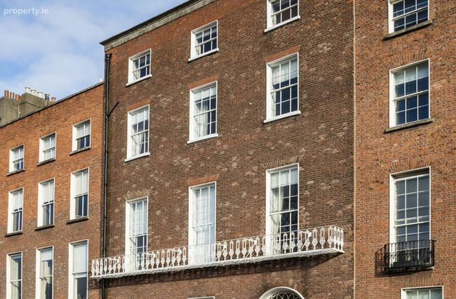 Merrion Square, Dublin 2 - Click to view photos