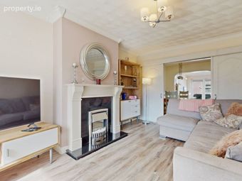 22 Oak Rise, Santry, Dublin 9 - Image 3