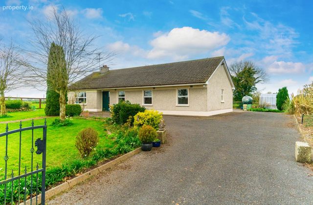 Clonkeeran, Carbury, Co. Kildare, Carbury, Co. Kildare - Click to view photos