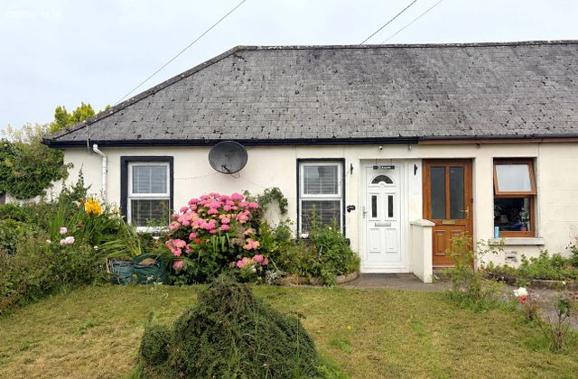 Adare, 6 Saint Mary's Terrace, Ballinacurra Road, Limerick City Suburbs, Co. Limerick - Click to view photos