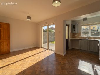 7 Warrenstown Downs, Mulhuddart, Dublin 15 - Image 4