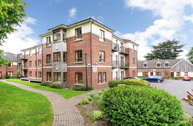 33 Altamont Hall, Dundrum, Dublin 14, Dundrum, Dublin 14 - Click to view photos
