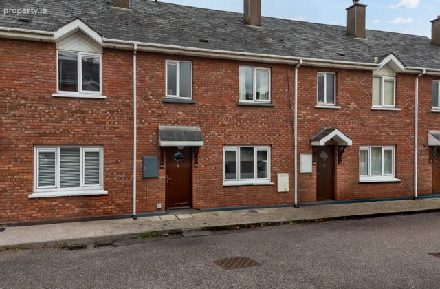 16 Watercourse Mews, Watercourse Road, Blackpool, Co. Cork - Click to view photos