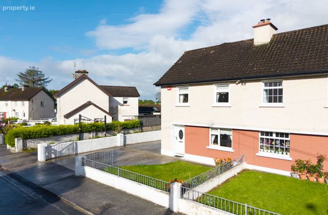 15 Saint Patricks Avenue, Castlebar, Castlebar, Co. Mayo - Click to view photos