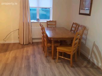 25 Barons Hall Grove, Balbriggan, Co. Dublin - Image 4