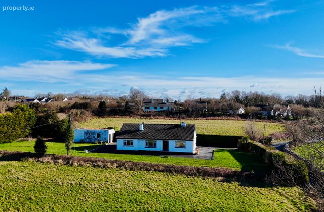 Ross View, Rosscahill West, Rosscahill, Galway, Rosscahill, Co. Galway - Click to view photos