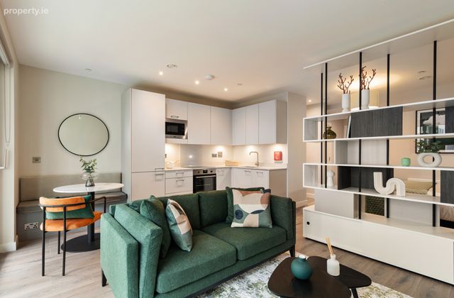 Studio, Sandyford Central, Sandyford, Dublin 18 - Click to view photos