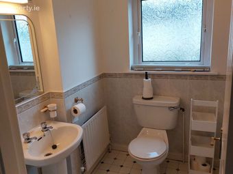 4 Bar Na Carraige, Fort Lorenzo, Galway, Salthill, Co. Galway - Image 2