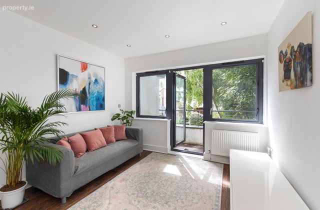 Apartment 15, Brennanstown Court, Brennanstown, Dublin 18 - Click to view photos