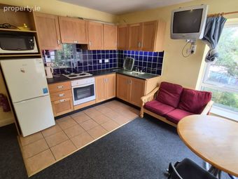 Student Only Accomodation - Apartment 78, Parchment Square, Model Farm Road, Co. Cork
