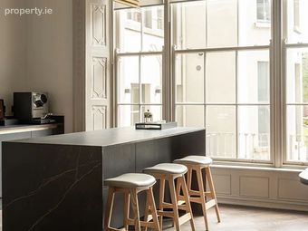Merrion Square, Dublin 2 - Image 4